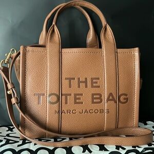The Tote Bag Marc Jacobs - Small Tote in Argan Oil